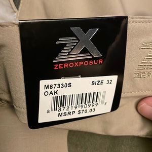 ZeroXposur Shorts Mens 32 tan Pockets Cargo Casual Travel Series Lightweight NWT